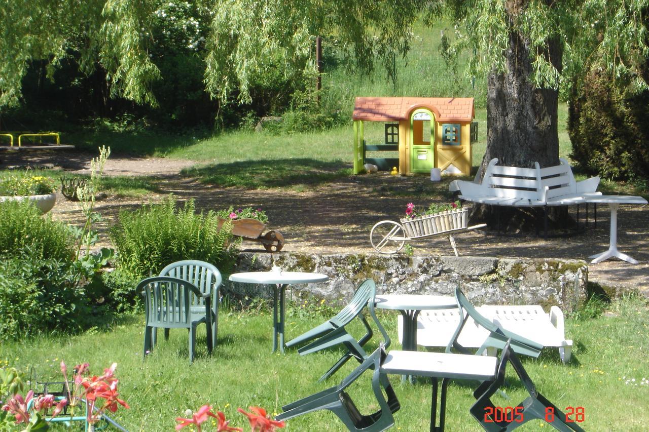 Logis Spa Hotel Restaurant De La Poste Tence Exterior photo